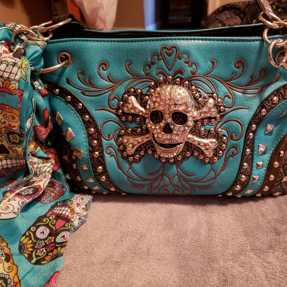 Skull purse